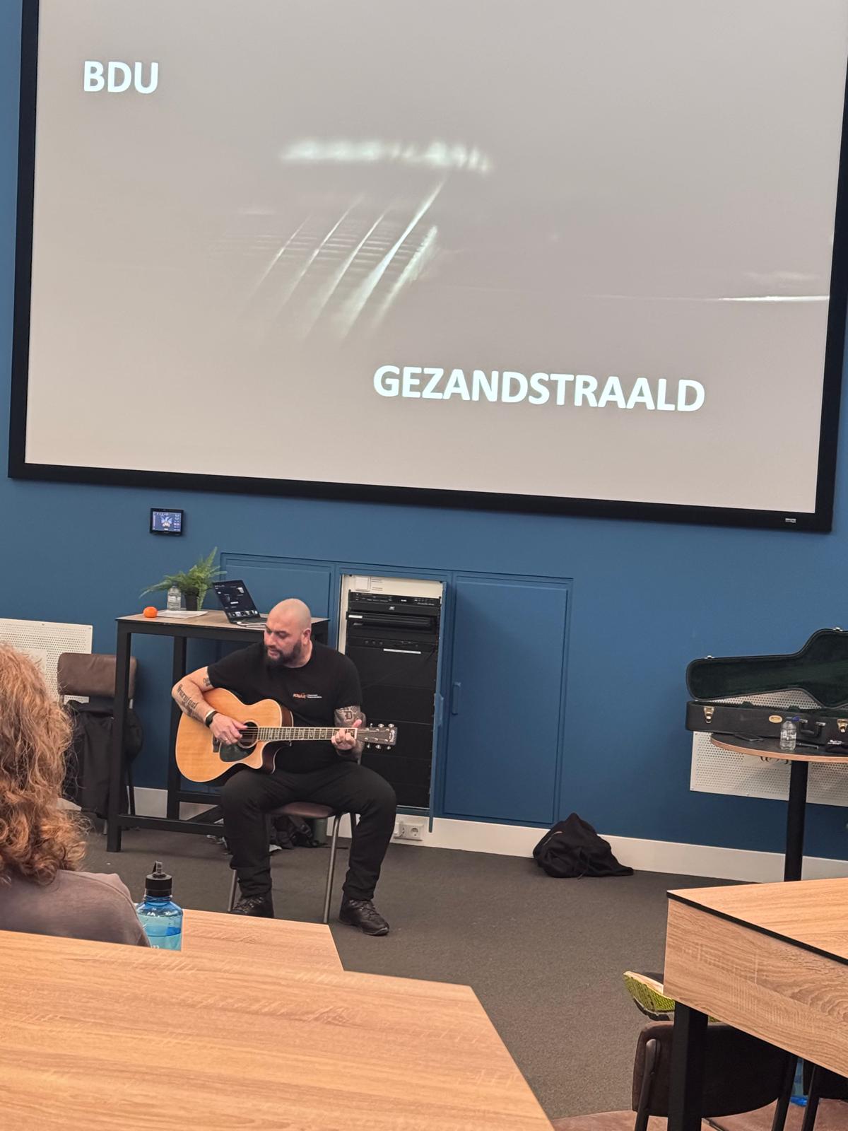 WhatsApp Image 2025-02-08 at 19.00.32 (2)